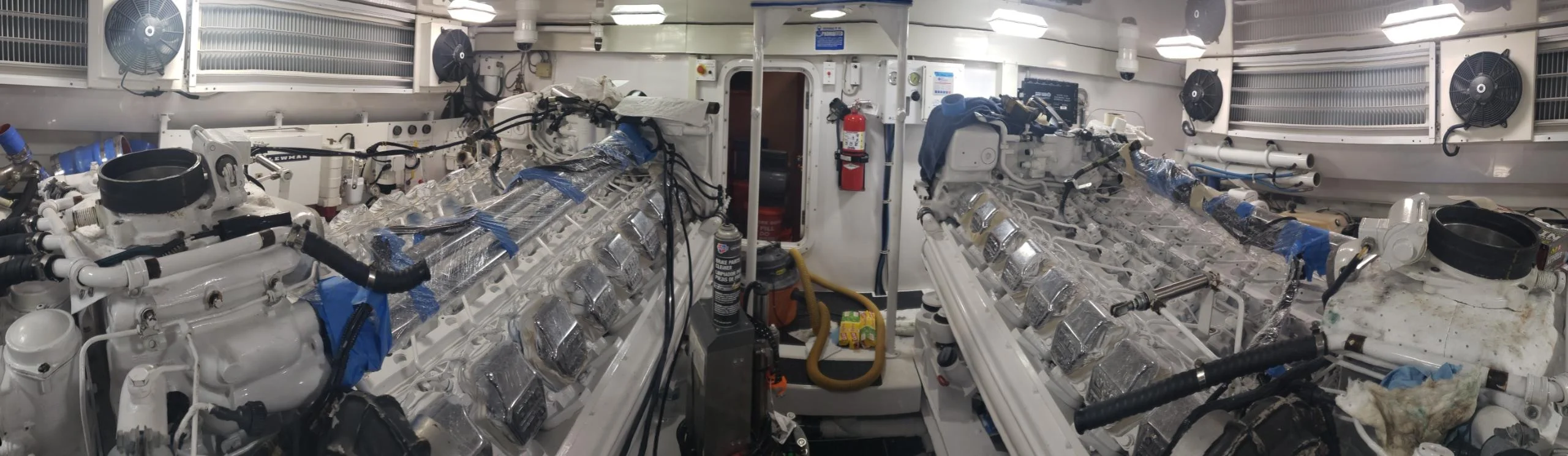 MTU yacht engine service and diagnostic testing